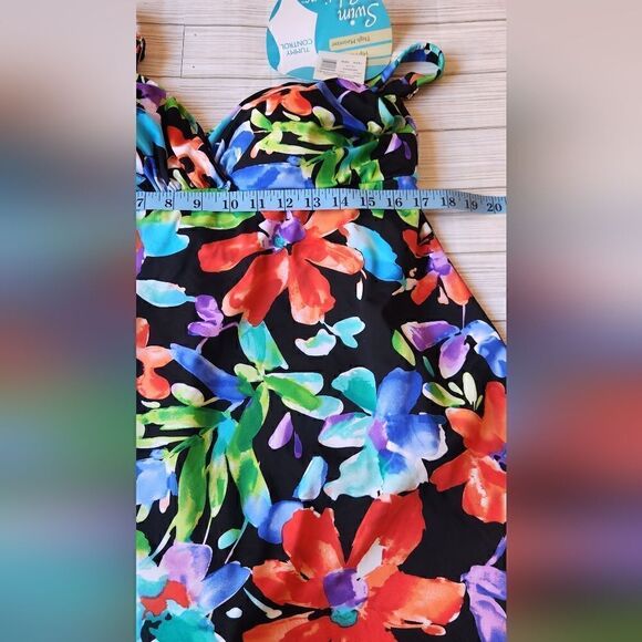 NWT Swim Solutions Garden Party Surplice Swimdress Size 18w - Picture 4 of 12